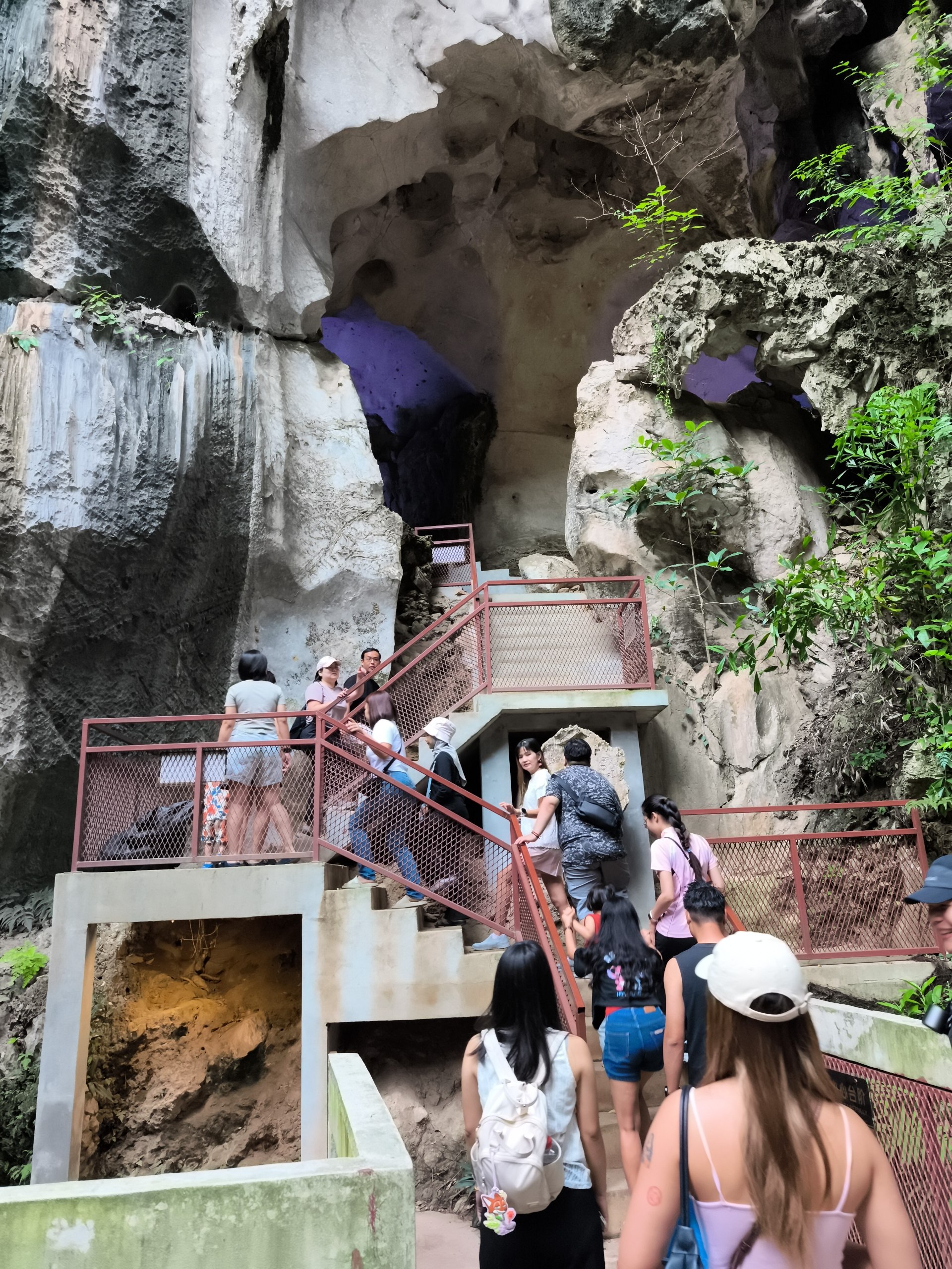 Platforms toward the cave in Kin Loong Valley